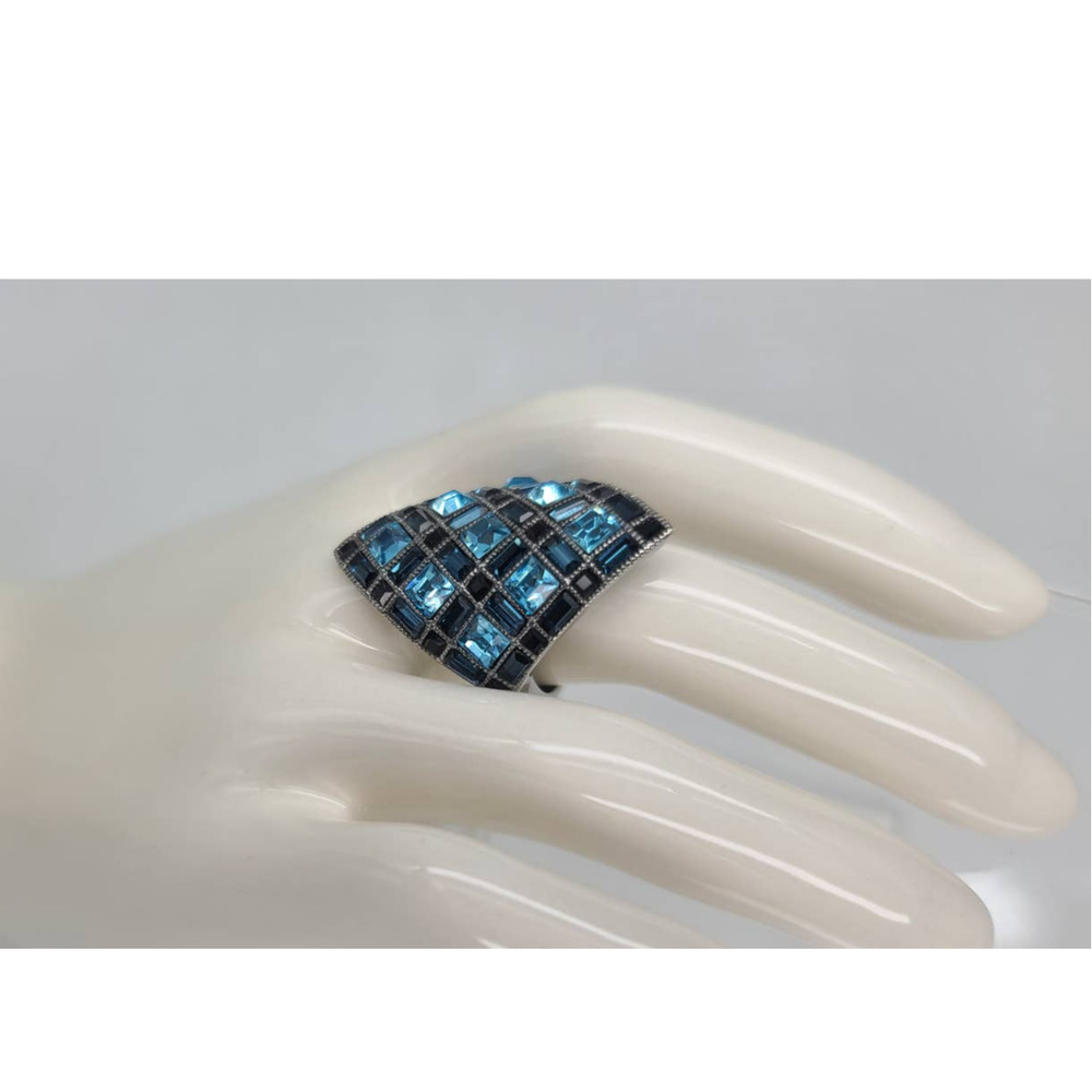 Vintage Lt & Midnight Blue Simulated Sapphires Triangle Fashion Ring SETA Sz 9